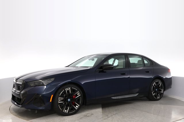 2024 BMW i5 — photo 14 of 22