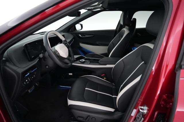 2025 Kia EV6 — photo 3 of 22