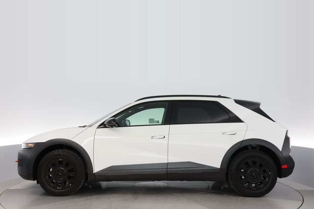 2025 Hyundai IONIQ 5 — photo 12 of 24