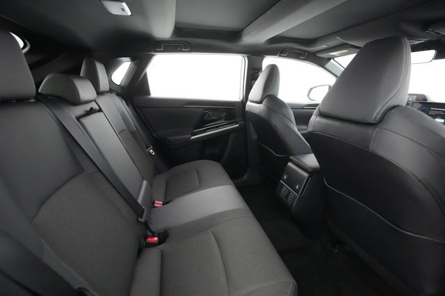2024 Toyota bZ4X — photo 17 of 23