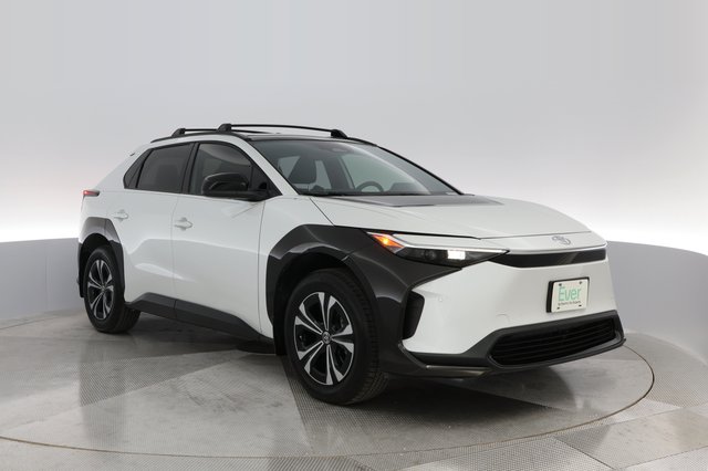 2024 Toyota bZ4X — photo 6 of 23
