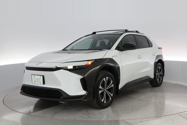 2024 Toyota bZ4X — VIN JTMAAAAA7RA034412