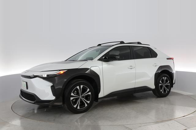 2024 Toyota bZ4X — photo 10 of 23