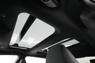 2024 Toyota bZ4X — photo 19 of 23