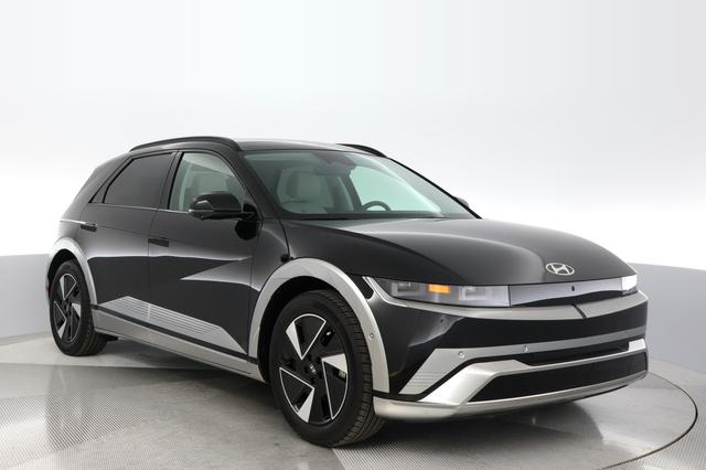 2025 Hyundai IONIQ 5 — photo 9 of 22