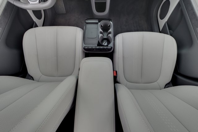 2025 Hyundai IONIQ 5 — photo 20 of 22
