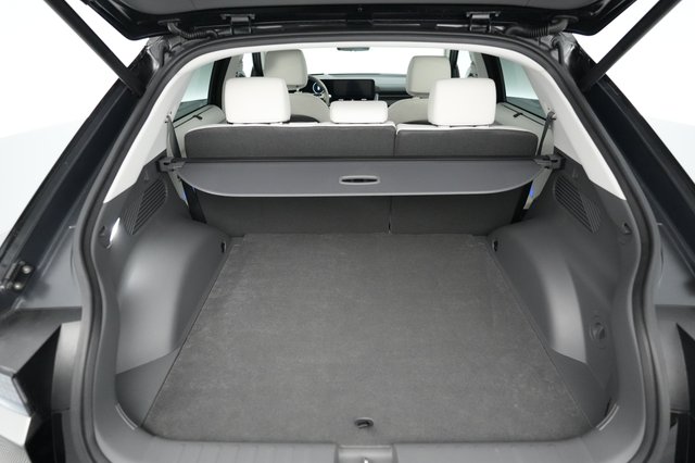 2025 Hyundai IONIQ 5 — photo 6 of 22