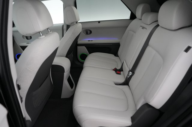2025 Hyundai IONIQ 5 — photo 17 of 22
