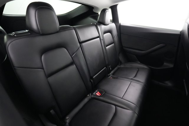 2022 Tesla Model Y — photo 4 of 23