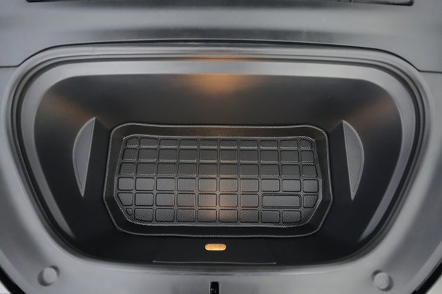 2022 Tesla Model Y — photo 20 of 23