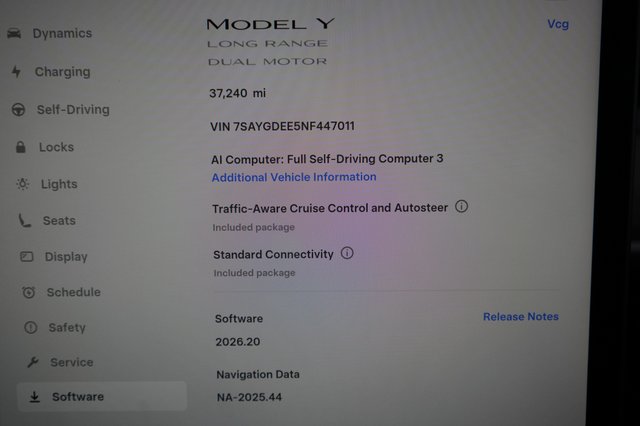 2022 Tesla Model Y — photo 5 of 23