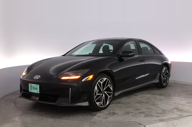 2024 Hyundai IONIQ 6 — VIN KMHM54AA6RA073670