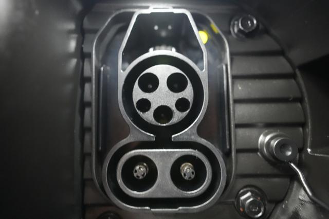 2024 Hyundai IONIQ 6 — photo 8 of 24