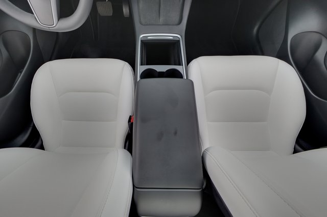 2022 Tesla Model 3 — photo 20 of 22