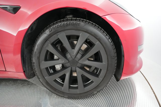 2022 Tesla Model 3 — photo 13 of 22