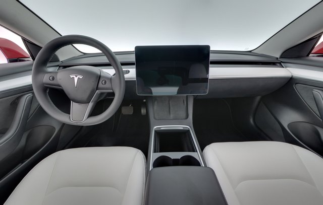 2022 Tesla Model 3 — photo 19 of 22