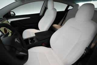 2022 Tesla Model 3 — photo 3 of 22