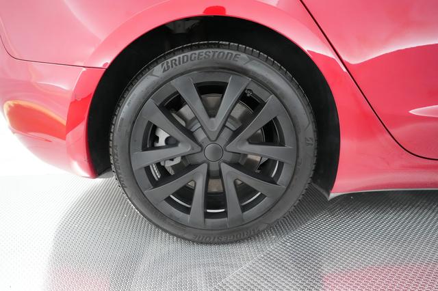 2022 Tesla Model 3 — photo 7 of 22