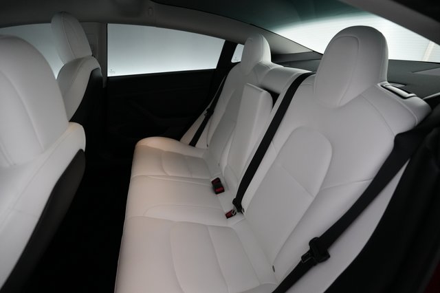 2022 Tesla Model 3 — photo 17 of 22