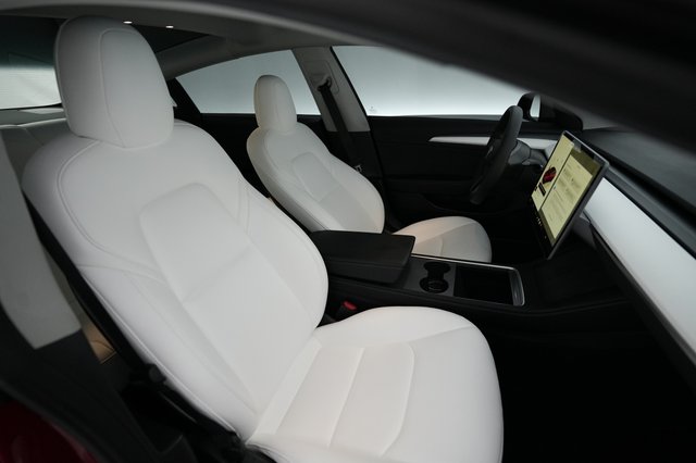 2022 Tesla Model 3 — photo 16 of 22