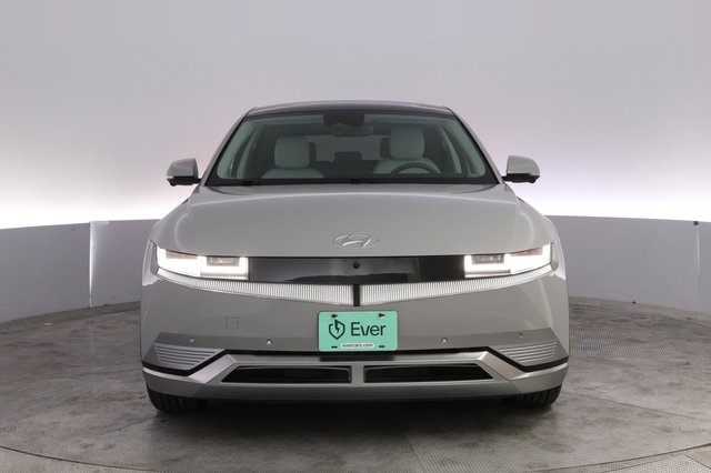 2023 Hyundai IONIQ 5 — photo 9 of 25