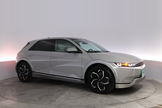 2023 Hyundai IONIQ 5 — photo 11 of 25