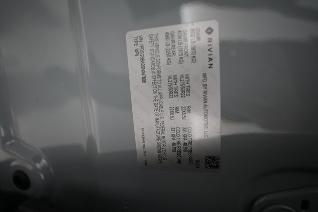 2025 Rivian R1S — photo 21 of 21