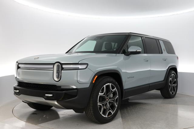 2025 Rivian R1S — VIN 7PDSGBBA0SN047808