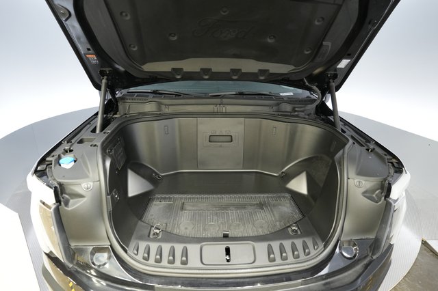 2023 Ford F-150 Lightning — photo 14 of 15