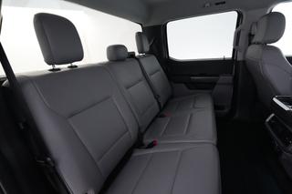 2023 Ford F-150 Lightning — photo 4 of 21