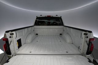 2023 Ford F-150 Lightning — photo 6 of 21