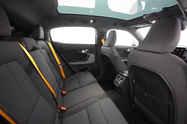 2021 Polestar 2 — photo 16 of 20
