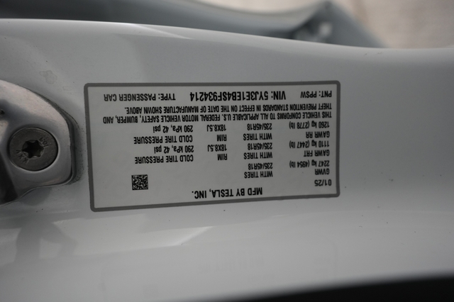 2025 Tesla Model 3