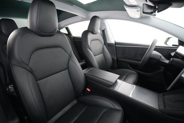 2025 Tesla Model 3 — photo 18 of 21
