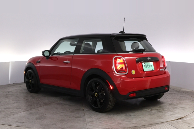 2022 MINI Cooper SE