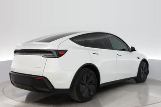 2026 Tesla Model Y — photo 2 of 19