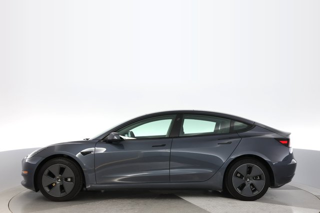 2023 Tesla Model 3 — photo 12 of 24