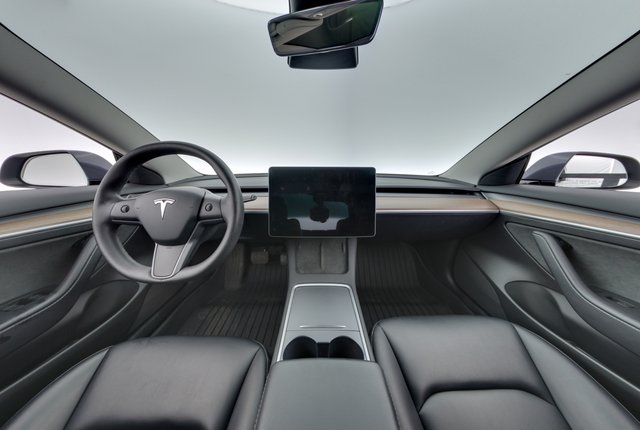 2023 Tesla Model 3 — photo 19 of 24