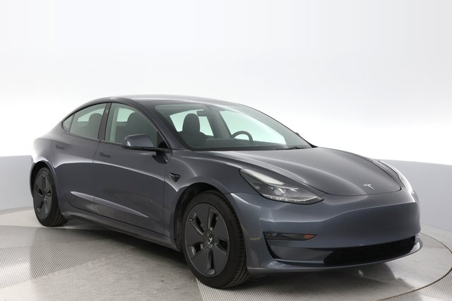 2023 Tesla Model 3 — photo 9 of 24