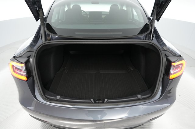2023 Tesla Model 3 — photo 6 of 24