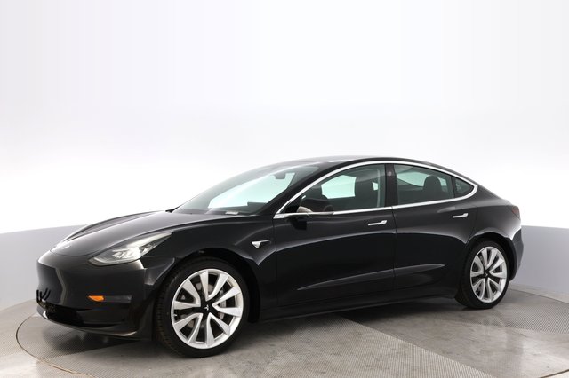 2019 Tesla Model 3 — photo 14 of 24