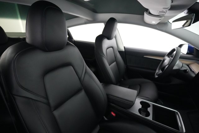 2023 Tesla Model 3 — photo 18 of 21