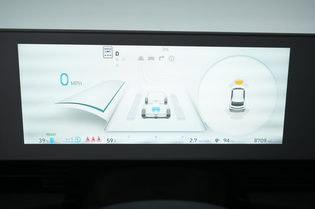 2024 Hyundai IONIQ 5 — photo 30 of 31