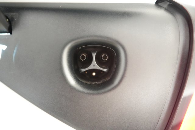 2023 Tesla Model Y — photo 8 of 24