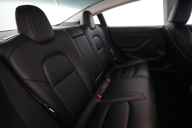 2023 Tesla Model 3 — photo 4 of 24