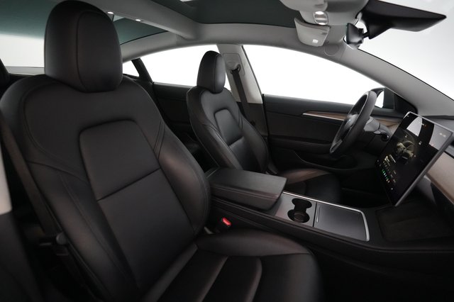 2023 Tesla Model 3 — photo 18 of 24