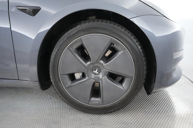 2023 Tesla Model 3 — photo 15 of 24
