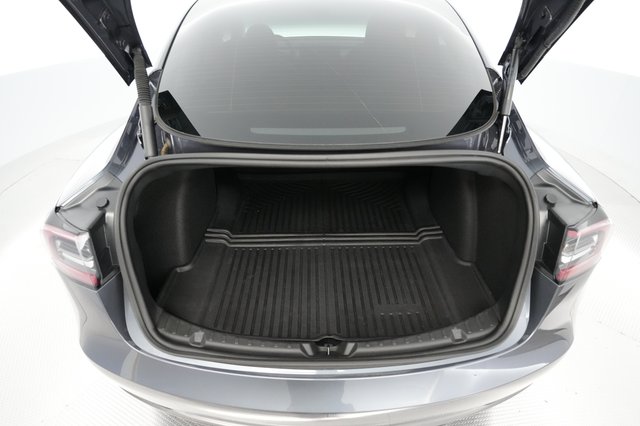 2023 Tesla Model 3 — photo 6 of 26