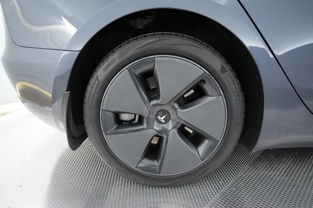 2023 Tesla Model 3 — photo 15 of 26