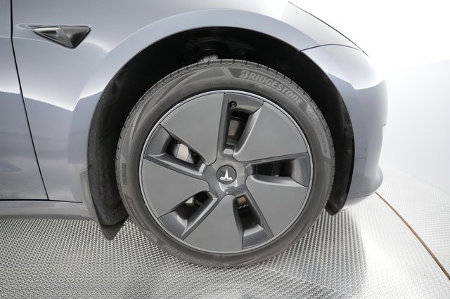 2023 Tesla Model 3 — photo 13 of 26